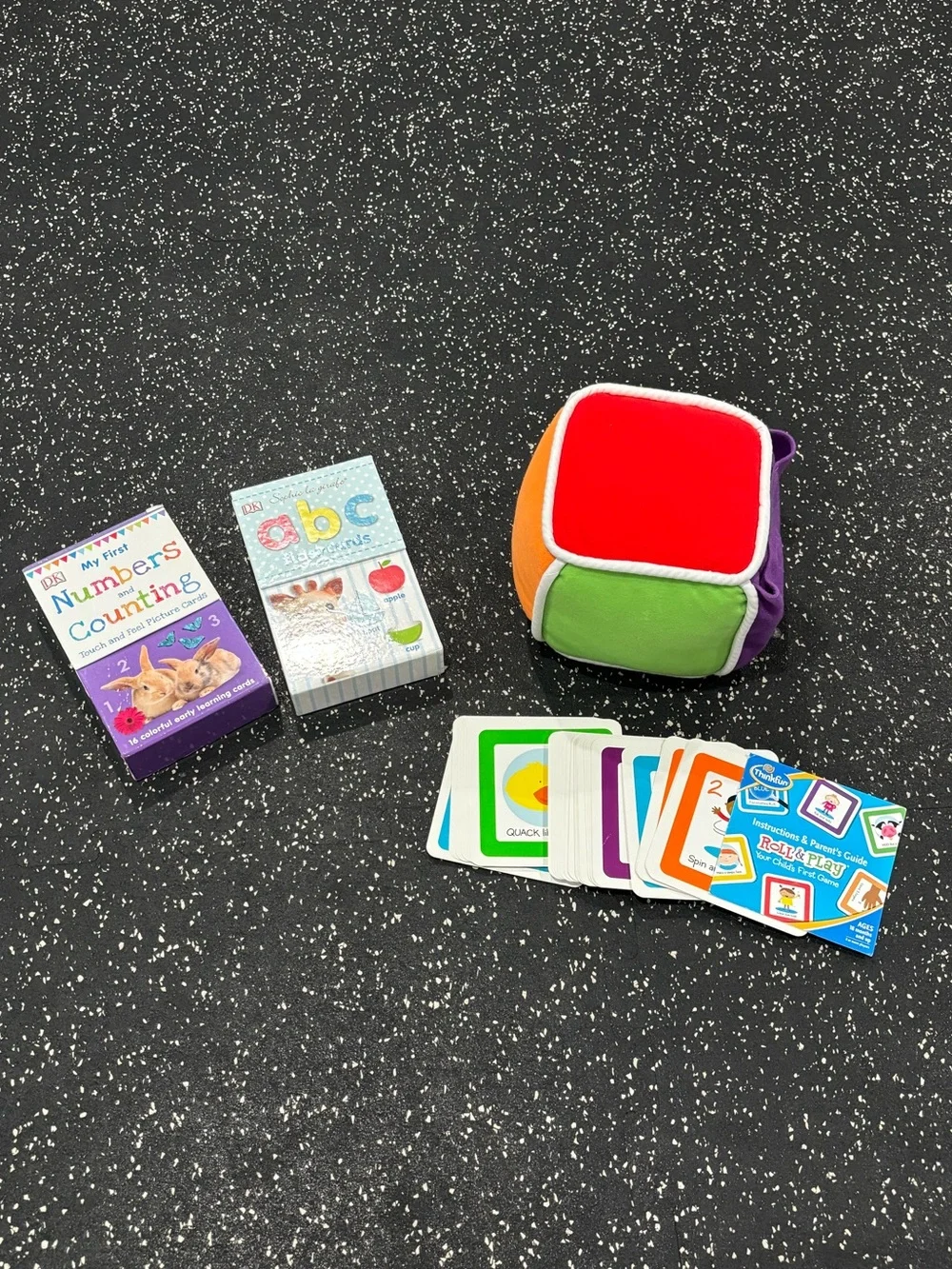 Toddler Learning Game Lot ThinkFun Roll & Play Sophie ABC Numbers Flash Cards